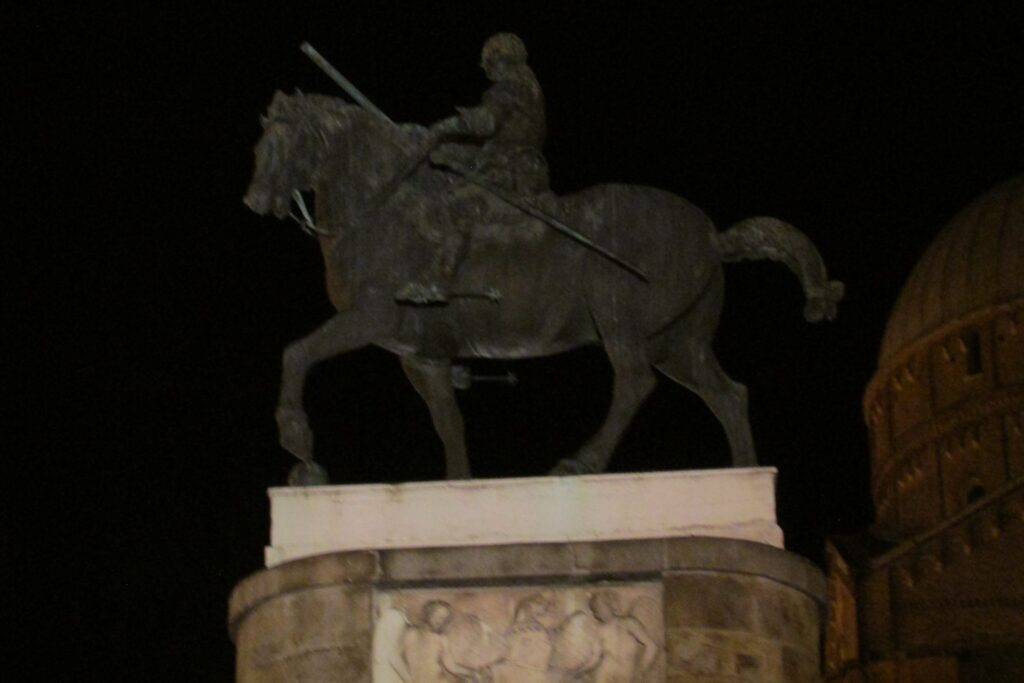Statue of Gattamelata by Donatello at night.