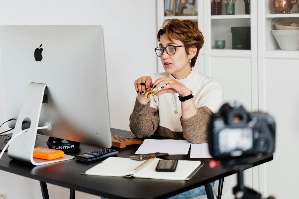 Veterinarian engaged in a virtual consultation