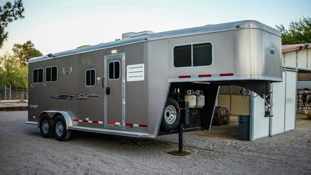 gray camping trainer park near house