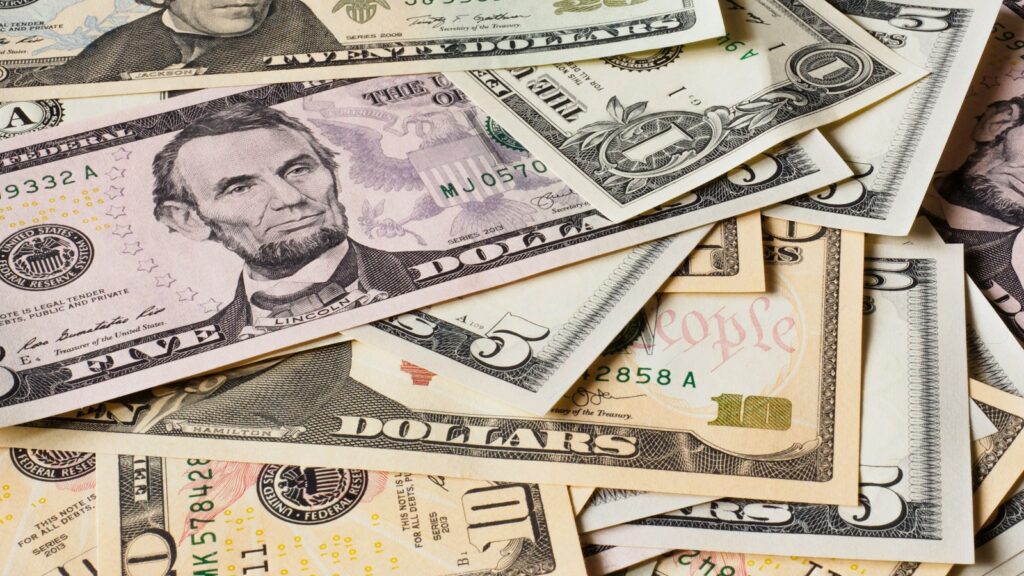 10 and 20 us dollar bill